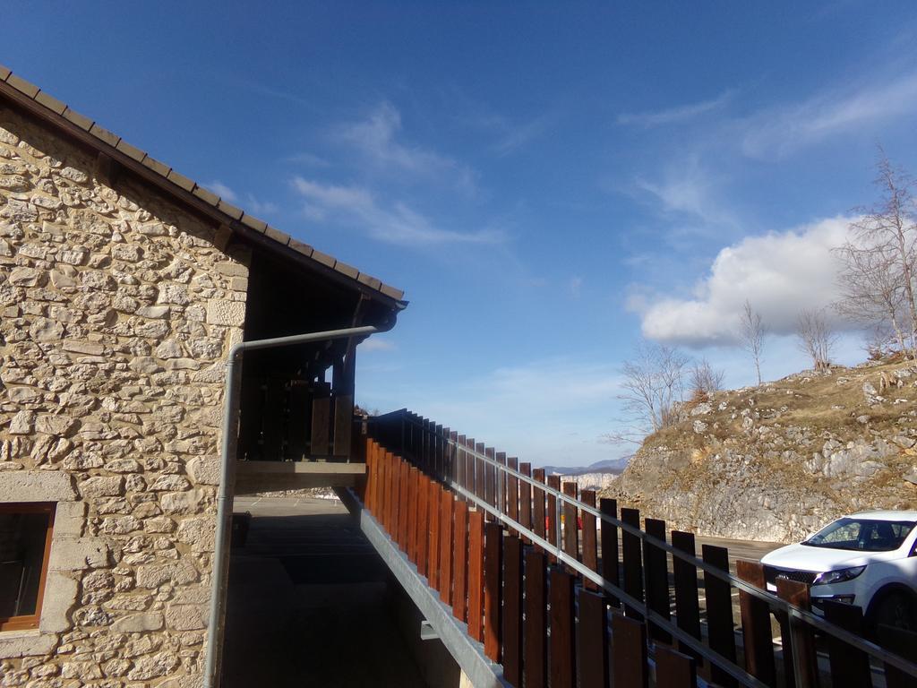 Hotel Du Col De La Machine Saint-Jean-en-Royans Buitenkant foto